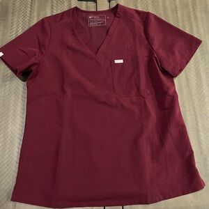 Figs women’s Catarina One Pocket Scrub Top. Size L. PO 2688 Burgundy